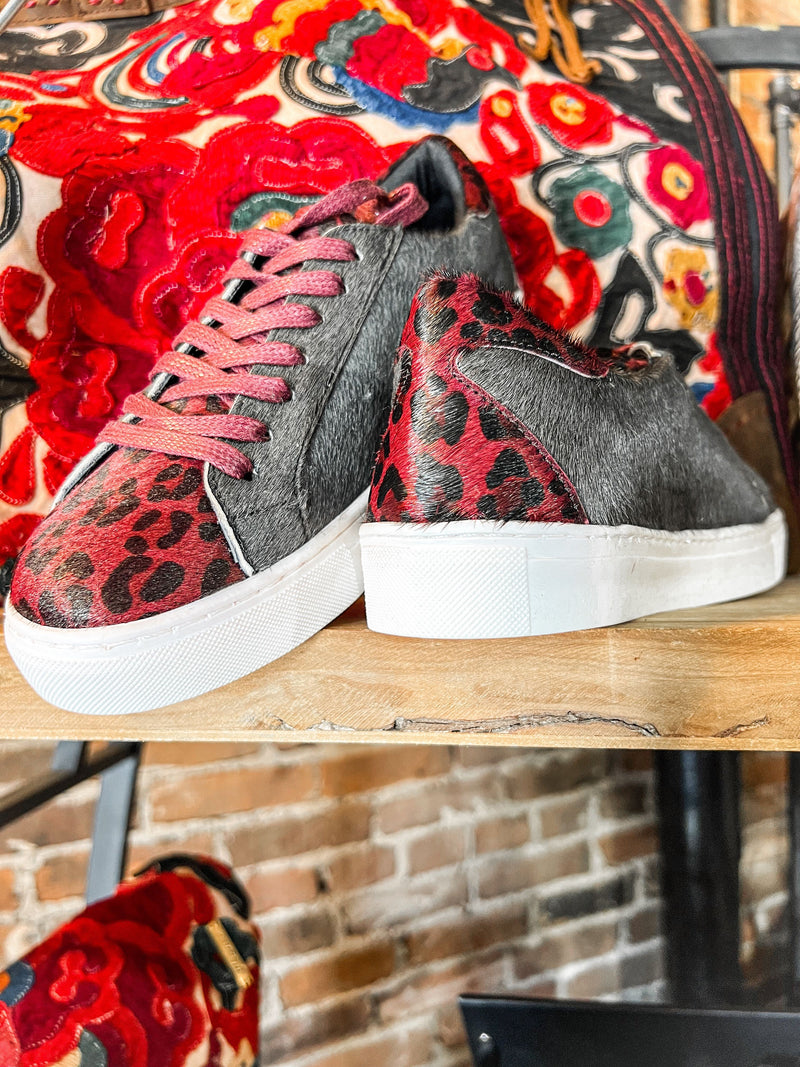 Burgundy + Dark Grey Hair on Tennie â The Red Raccoon