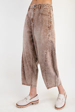 Almond Flower Twill Barrel Pant