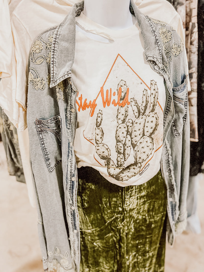 Stay Wild | Distressed Tee