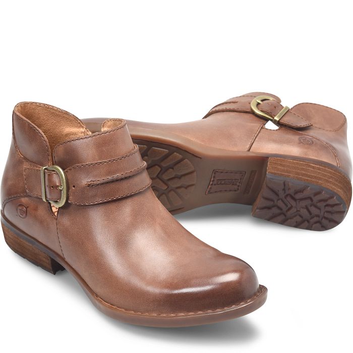 Kati | Brown