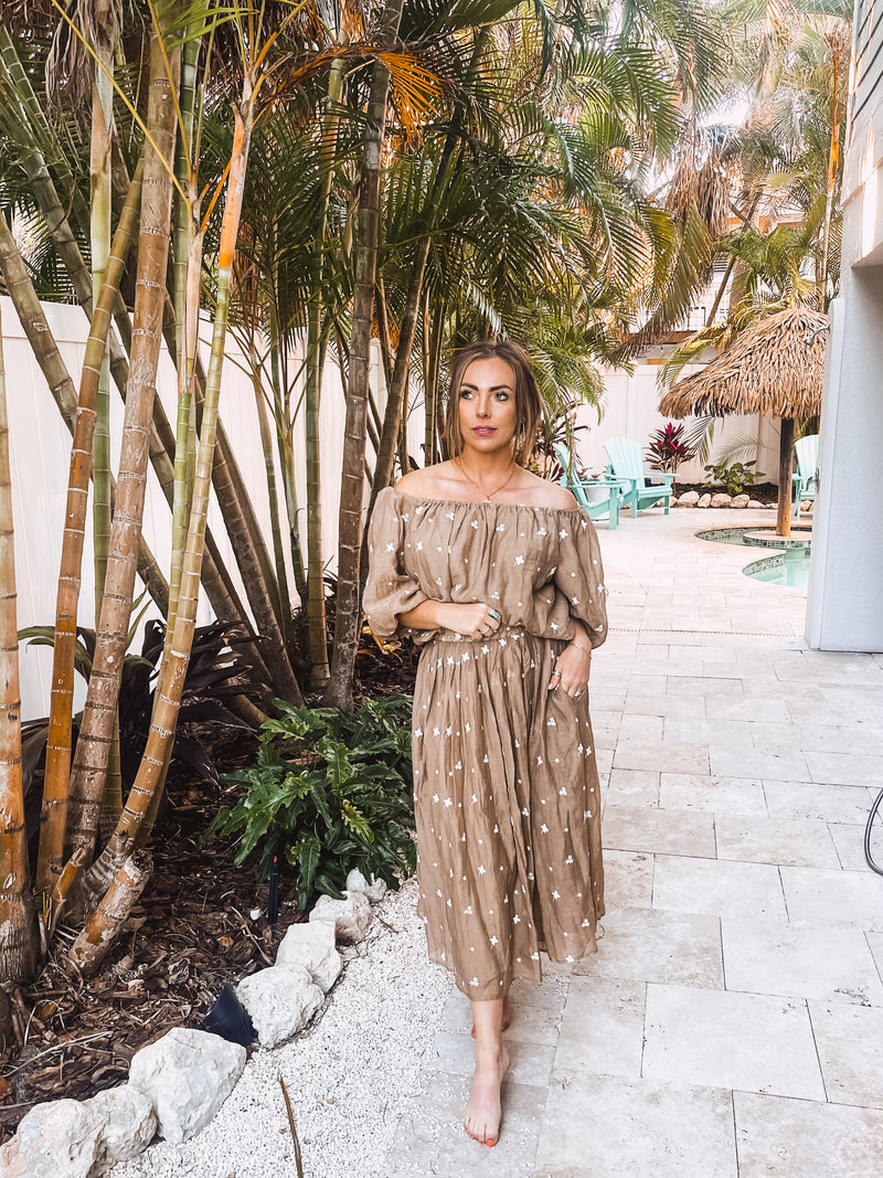 Mocha Bubble Sleeveless Embroidered Top