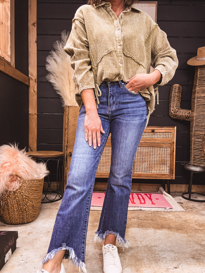Medium Wash High Rise Fray Hem Ankle Bootcut Jeans