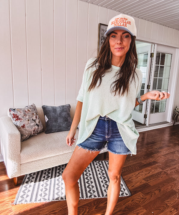 Oversized dolman 3/4 sleeve top with waffle texture.