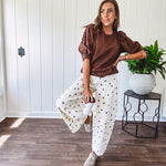 Medium Brown sweatshirt with round neck, 1/2 puff sleeves. Dress up or down.