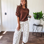 Medium Brown sweatshirt with round neck, 1/2 puff sleeves. Dress up or down.