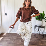 Medium Brown sweatshirt with round neck, 1/2 puff sleeves. Dress up or down.