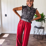 Linen and cotton blend flowy wide leg pants with elastic waist, pockets and frayed hem and pockets.