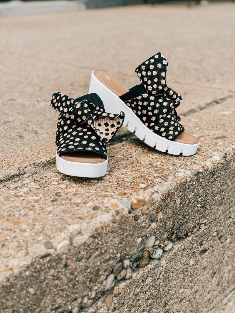Venti Freesia - Black Polka