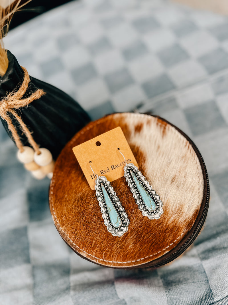Turq Teardrop Scallop Stamped Earring