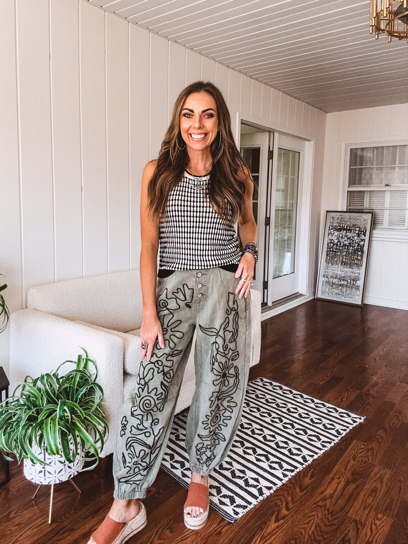 Floral Embroidered Twill Pant