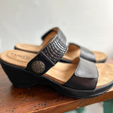 Delilah | Black