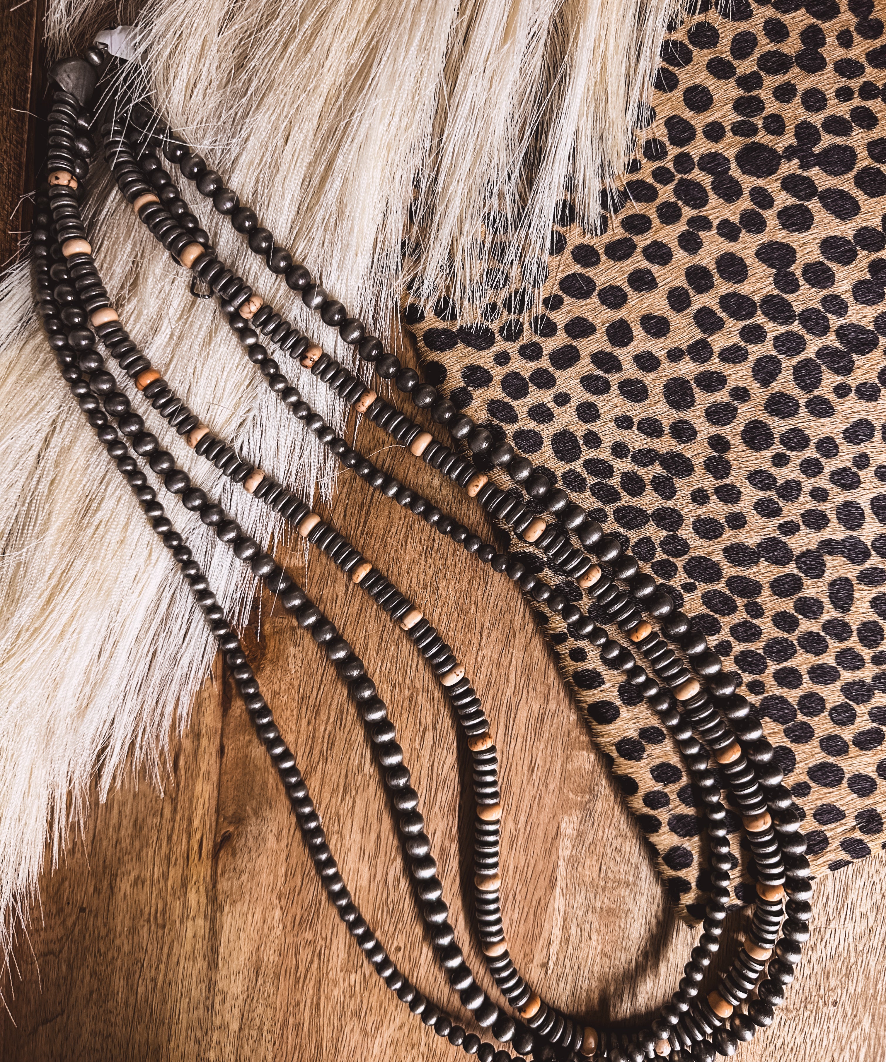 Western Nod Faux Triple Strand Necklace | 30"
