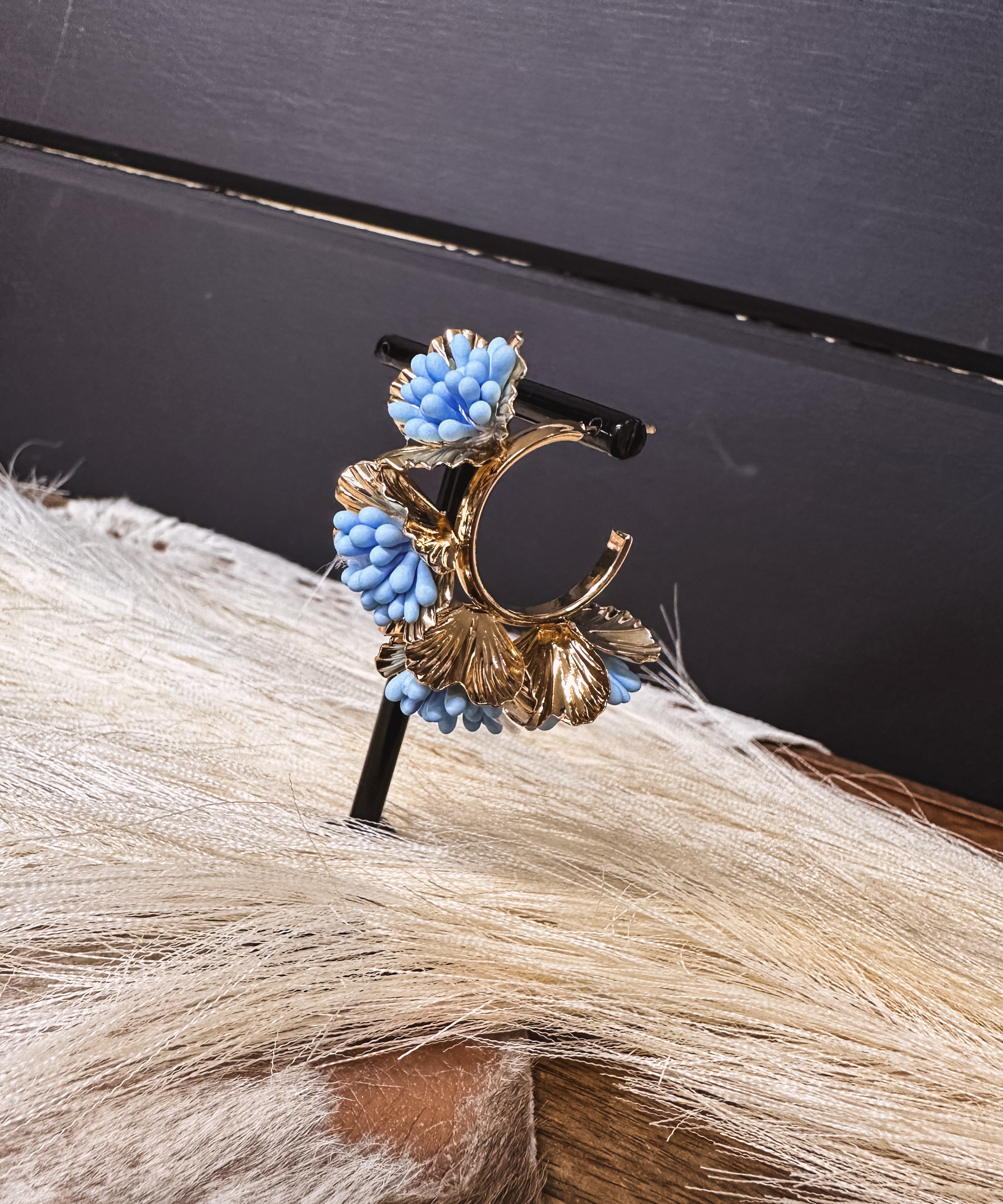 FLOWER BURST EARRING