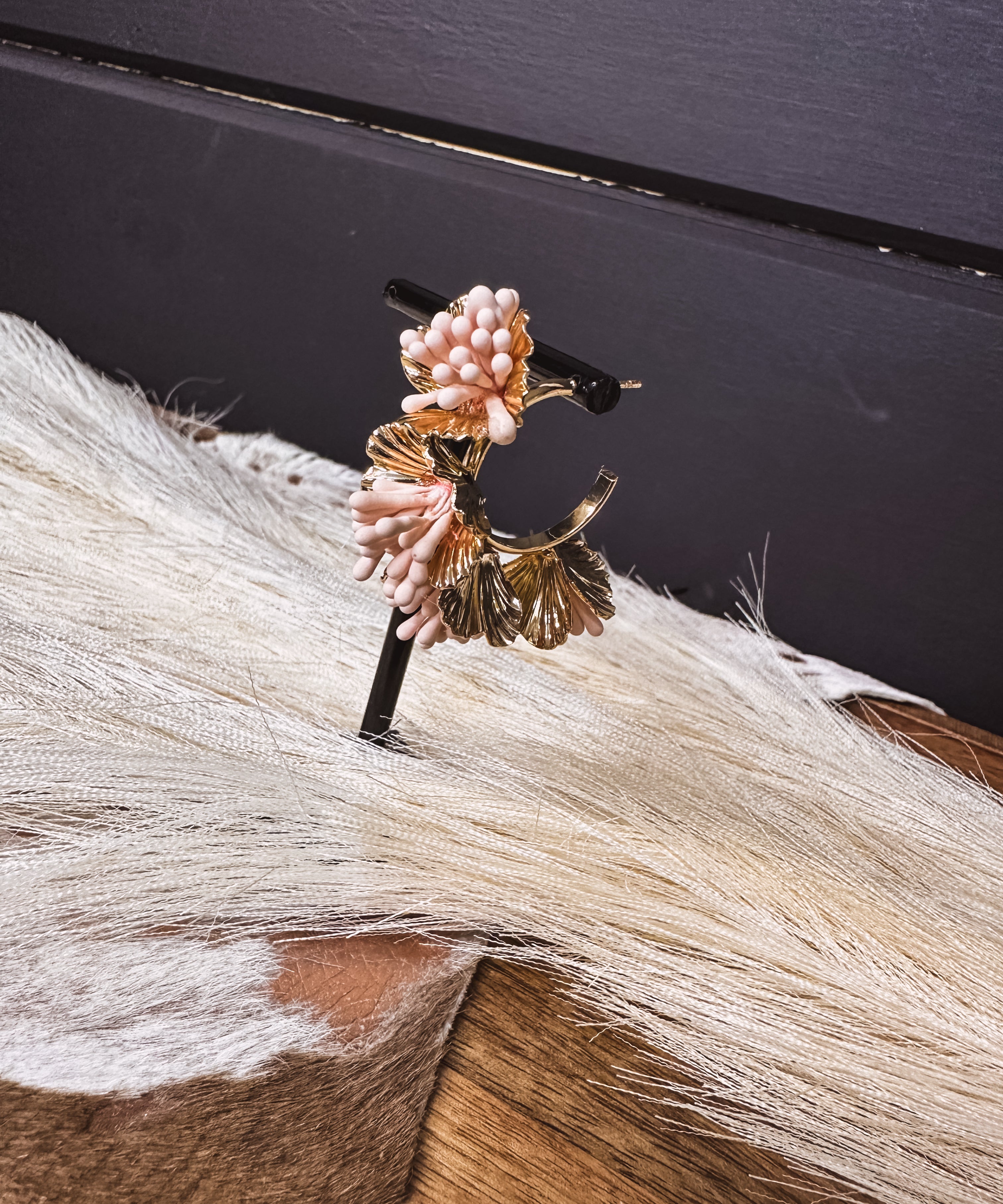 FLOWER BURST EARRING