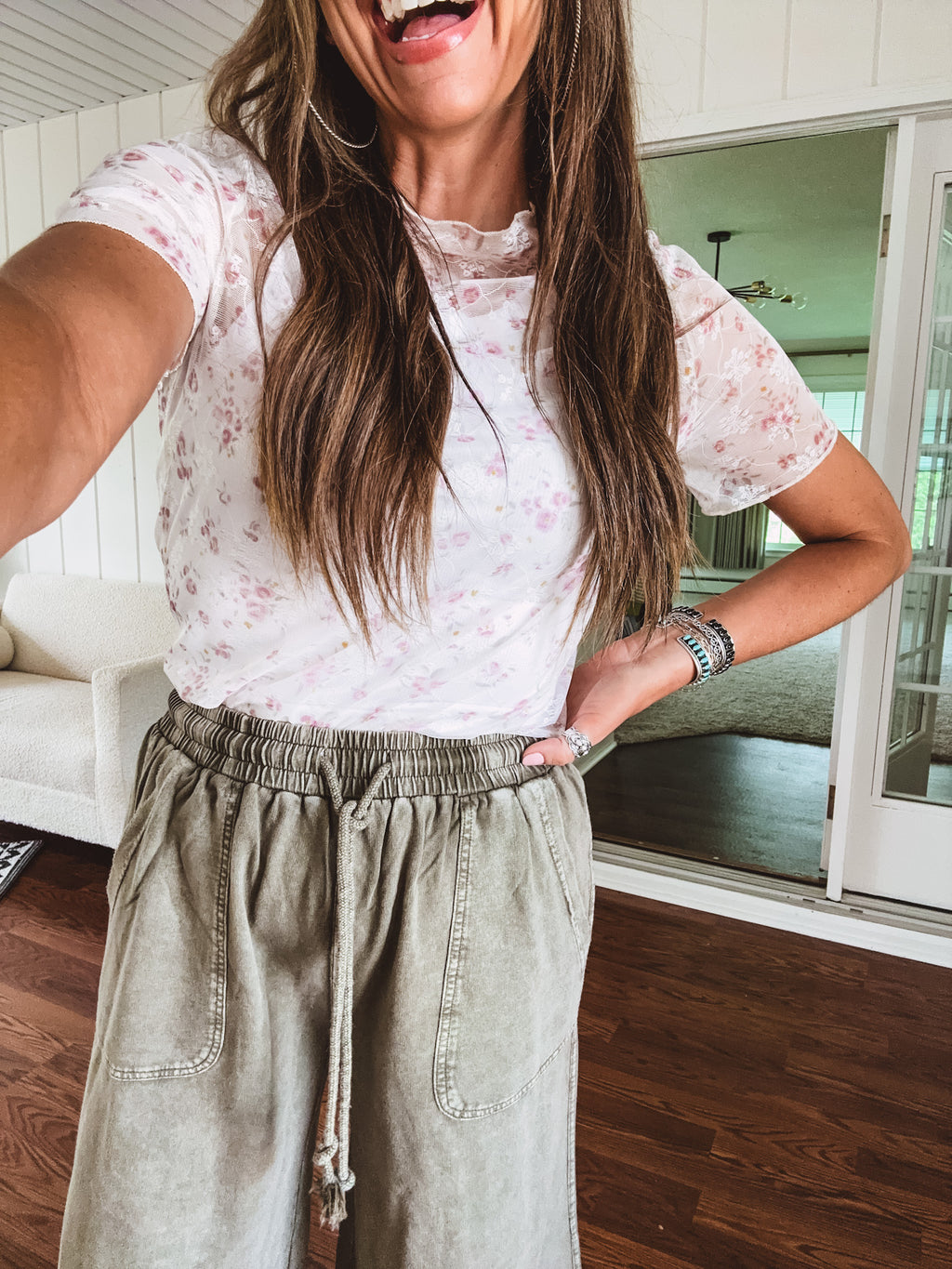 Vintage Floral Lace Sheer Mock Neck Short Sleeve