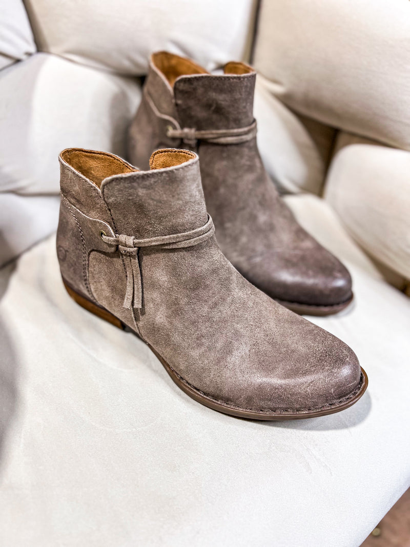 Kimmie | Distressed Taupe