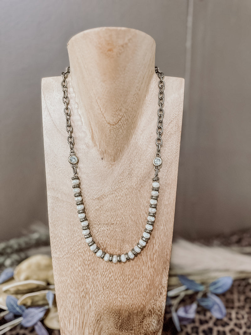 One by One Vintage Classic Necklace
