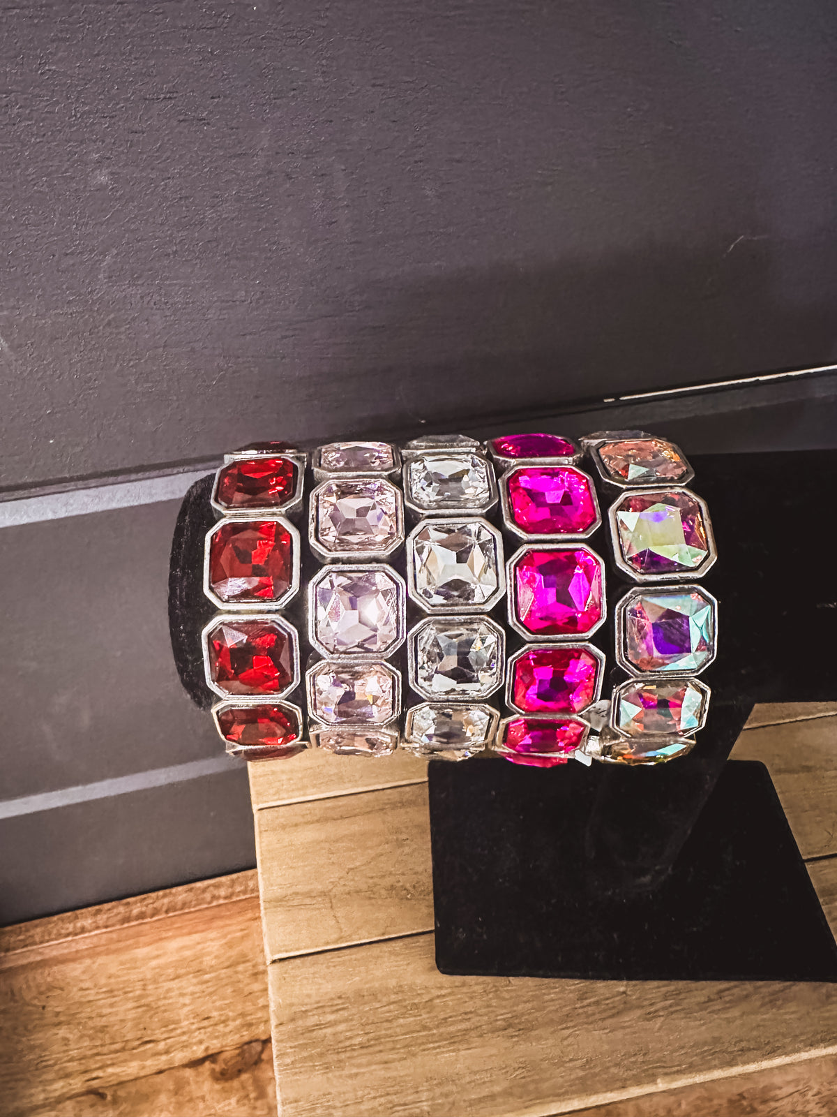 The Red Raccoon - Lifestyle Women's Boutique in Rockville, Indiana