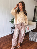 Almond Flower Twill Barrel Pant