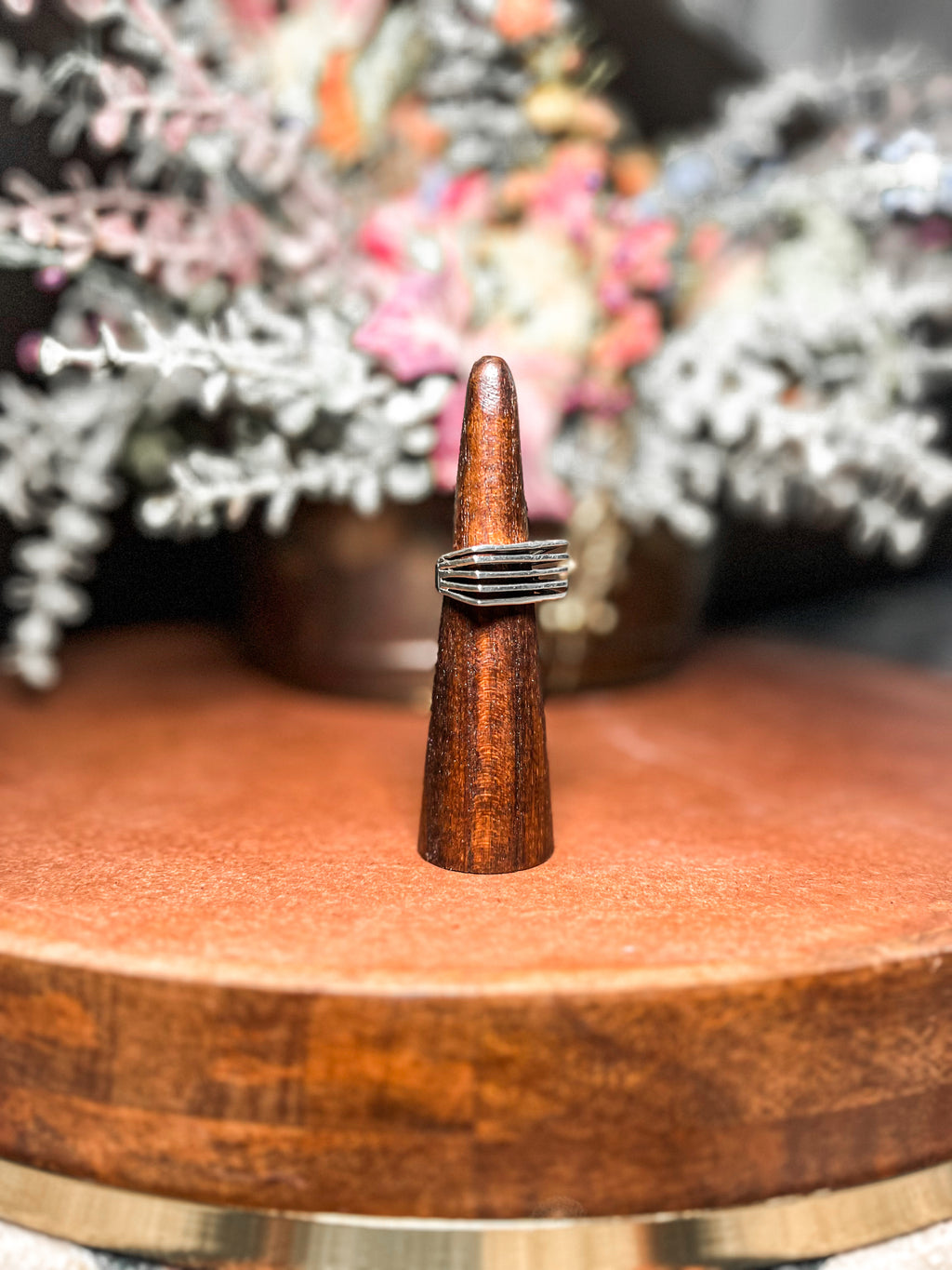 4 Line Oxidized Ring