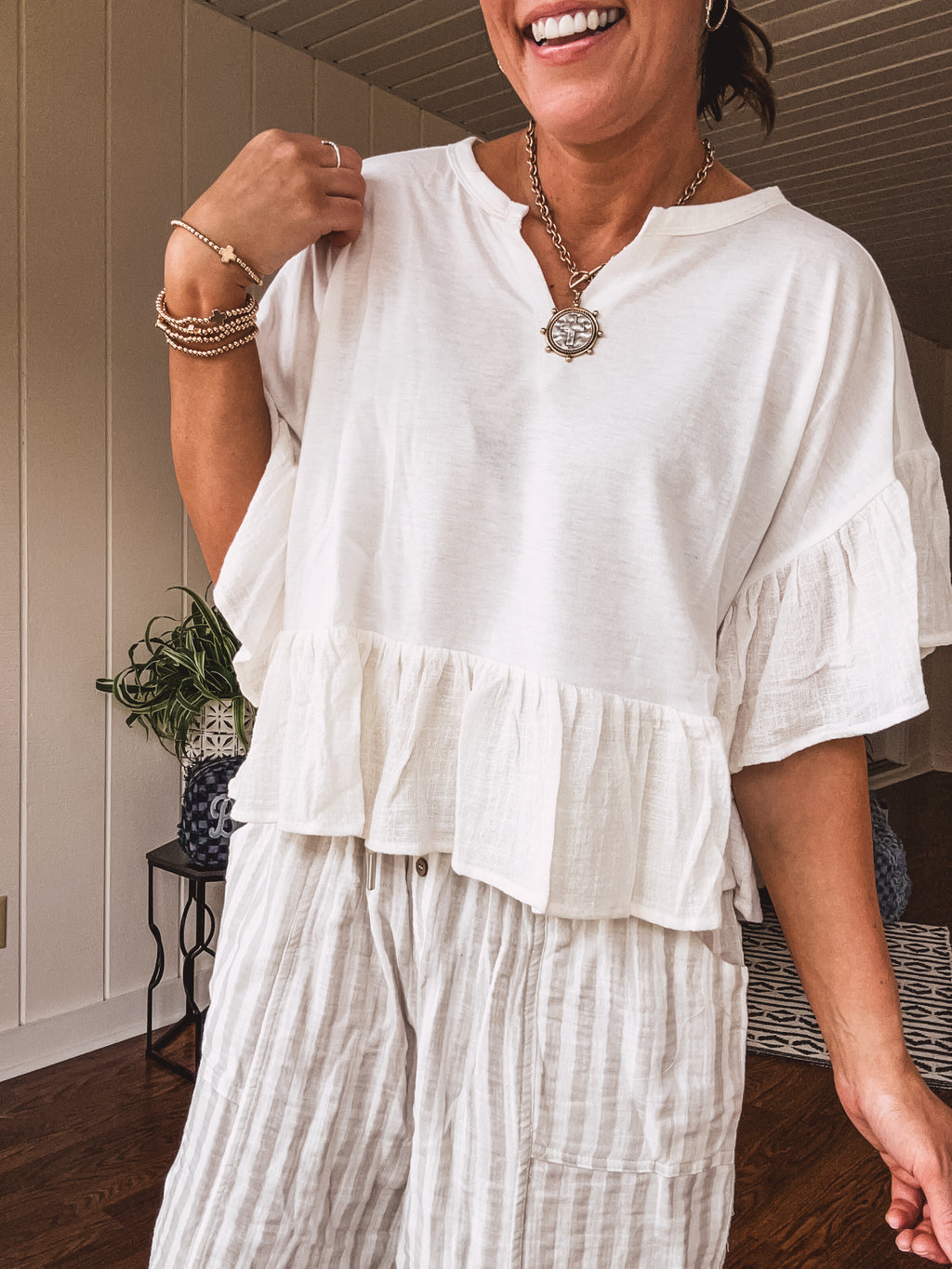 Off White Ruffle Hem Crop Pullover