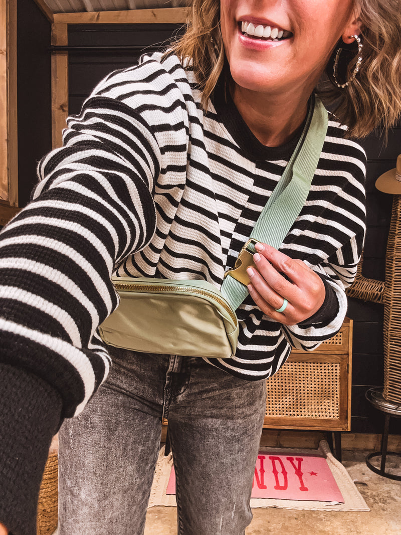 Black & White Split Stripe Round Neck Crew