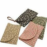 STRAW CLUTCH BAG