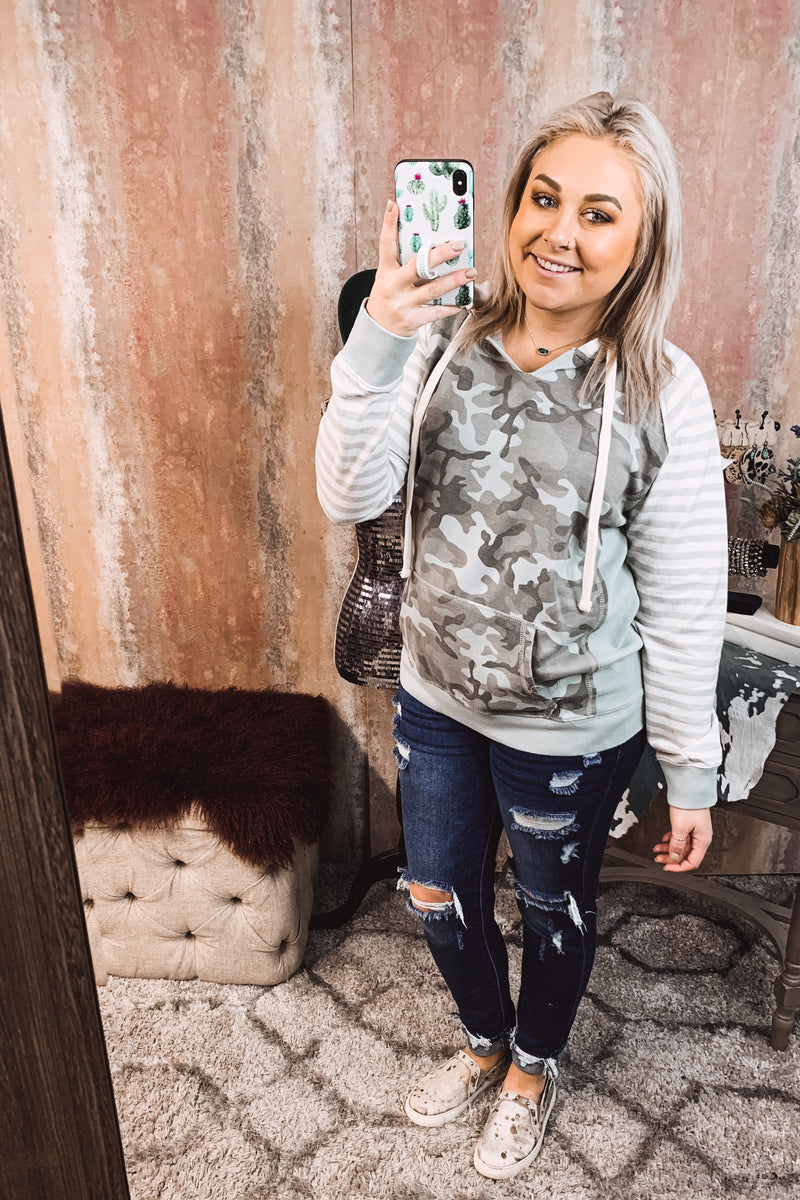 Striped Sleeve Camo Hooded Top