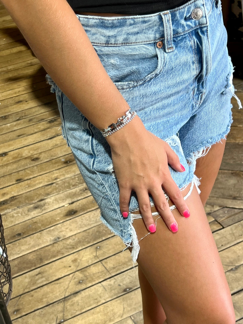 Delicate Chain Cuff