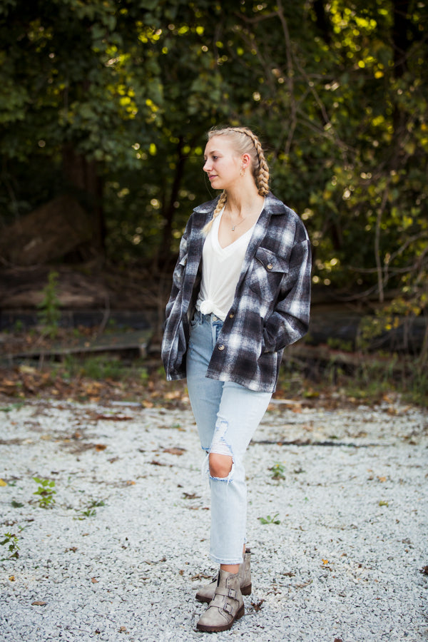 Charcoal Mocha Flannel with Pockets