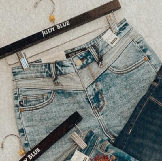 Mid Wash High Waisted 2 Tone Yoke Shorts
