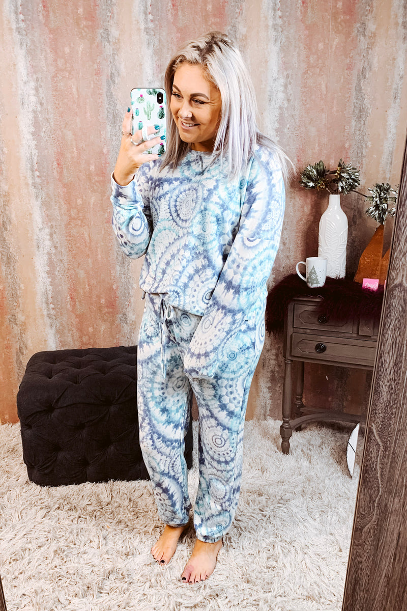 Blue L/S Tie Dye Top