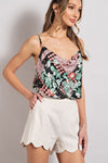 Linen Scallop Hem Shorts