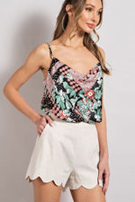 Linen Scallop Hem Shorts