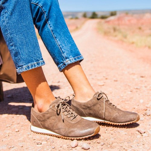 Lynn Retro Sneaker