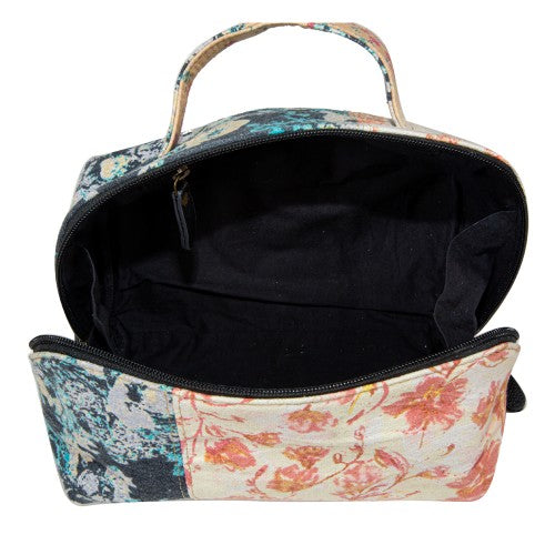 Fondness For Floral Makeup Kit