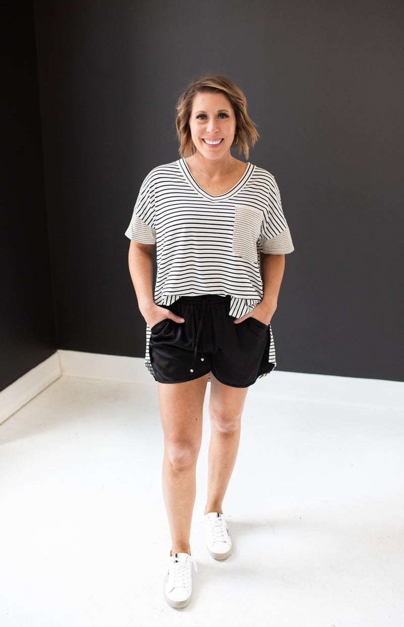 Feelin' Fine Shorts with Pockets - Black