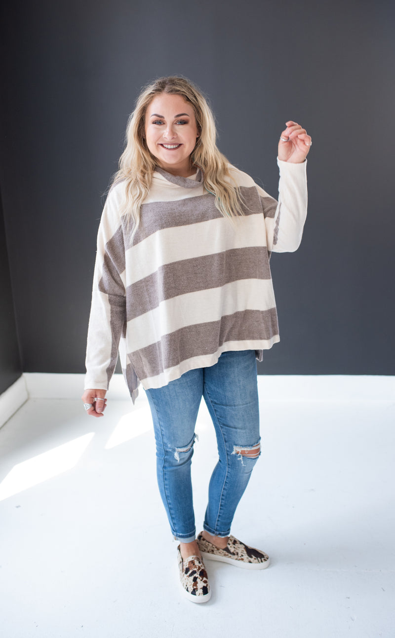 Natural & Mocha Fleece Cowlneck
