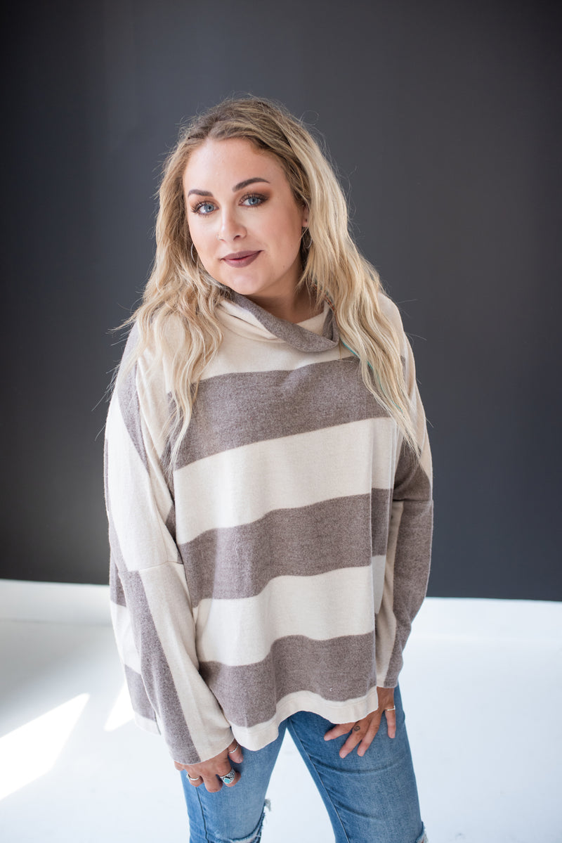 Natural & Mocha Fleece Cowlneck