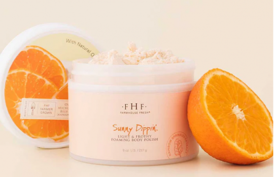 Sunny Dippin’™ Foaming Body Scrub